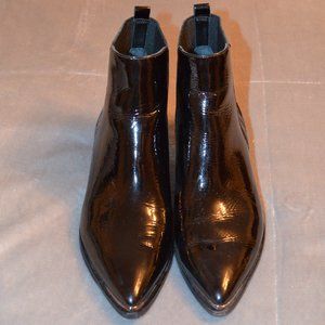 Marc Fisher LTD Yommi Chelsea Bootie